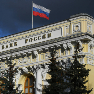 ЦБ предложили блокировать переводы россиян от 10 тыс. рублей