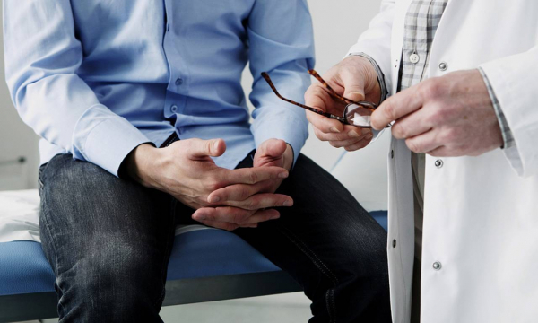 Мужчинам назвали четыре симптома скорой импотенции